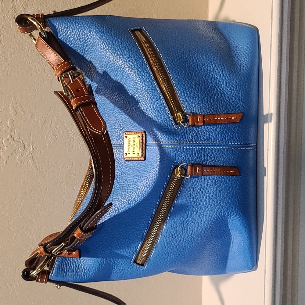 Dooney & Bourke blue pebble grain leather shoulder bag